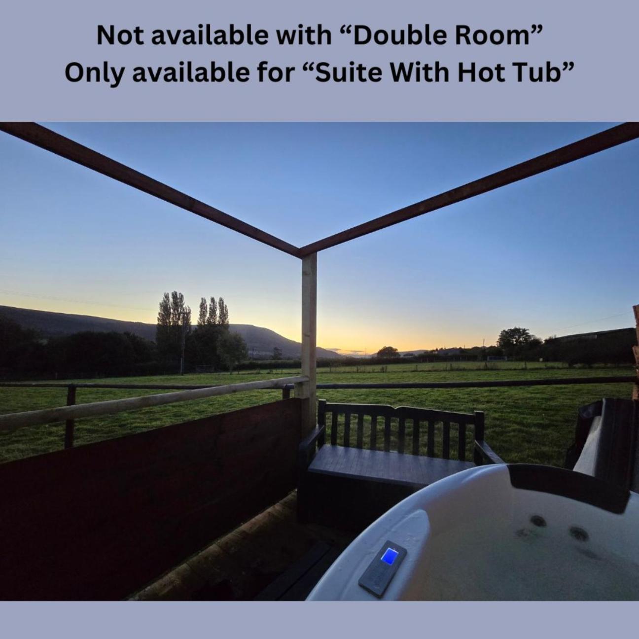 Cwtch Glamping Shepherds Huts Abergavenny ภายนอก รูปภาพ